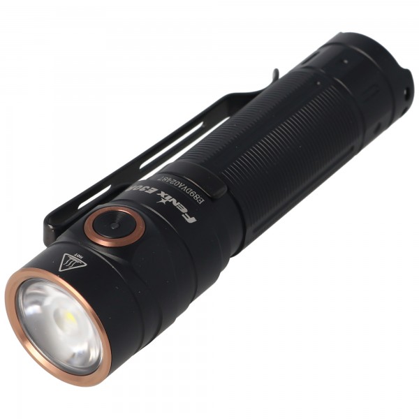 Lampe de poche LED Fenix E30R avec jusqu'à 1600 lumens, y compris une batterie de 3500mAh et un câble de charge magnétique