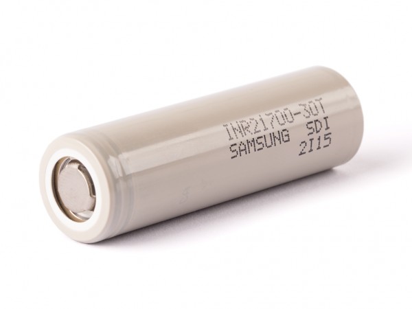 Samsung INR21700-30T - Batterie Li-ion 3000mAh, 3,6V - 3,7V min. 2950mAh, type 3000mAh, sortie de courant maxi 35A (Flat Top)