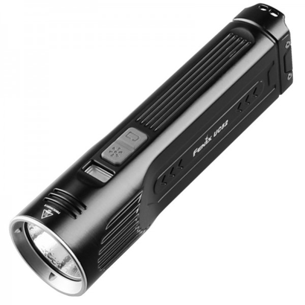 Lampe de poche à DEL Fenix UC52 Cree XHP70 avec jusqu'à 3100 lumens, batterie incluse