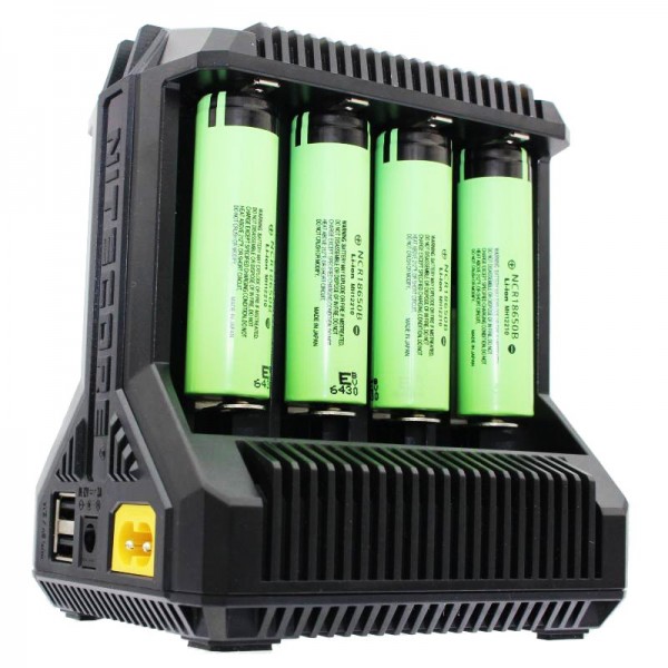 8 batteries Panasonic 18650 Li-ion et 8 fois chargeur rapide, y compris AccuCell AccuSafe